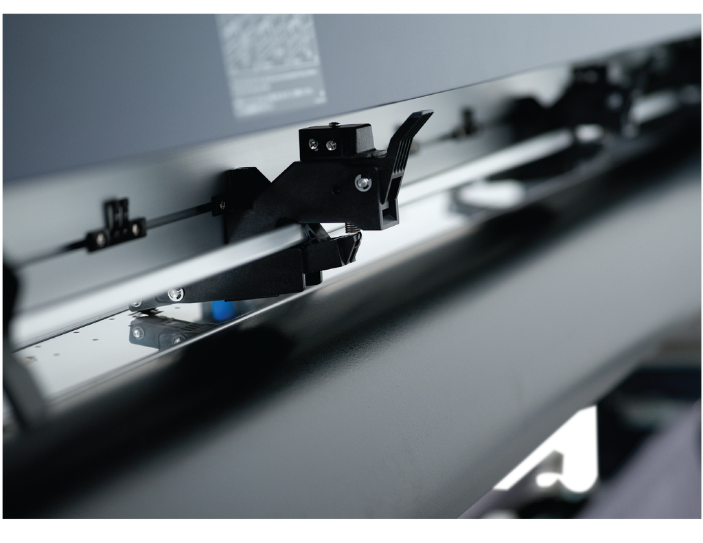 Graphtec FC9000-75 - 30" Plotter (stand included)
